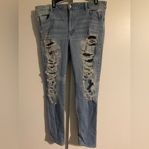 American Eagle distressed Jeans